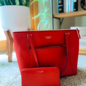 Kate Spade purse with matching wallet.
